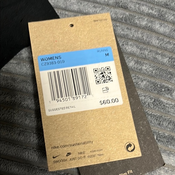 Nike Black Crop Tank Top Fitted Sleeveless - Picture 2 of 7